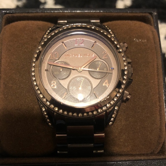 Michael Kors watch - Picture 2 of 5